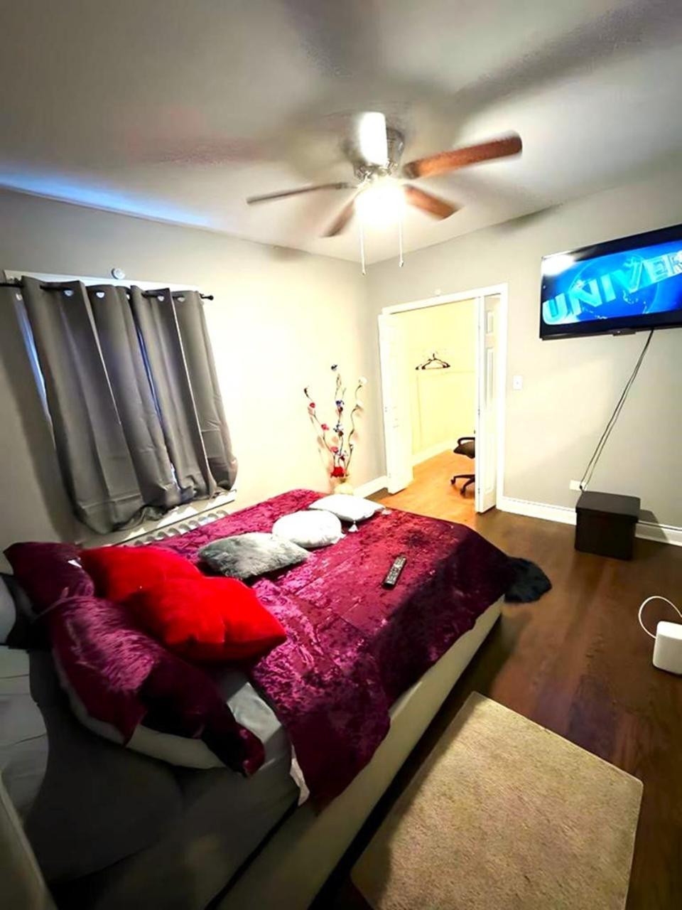 Fully Equipped Cozy 4/5 Br Apartment Chicago Exterior photo