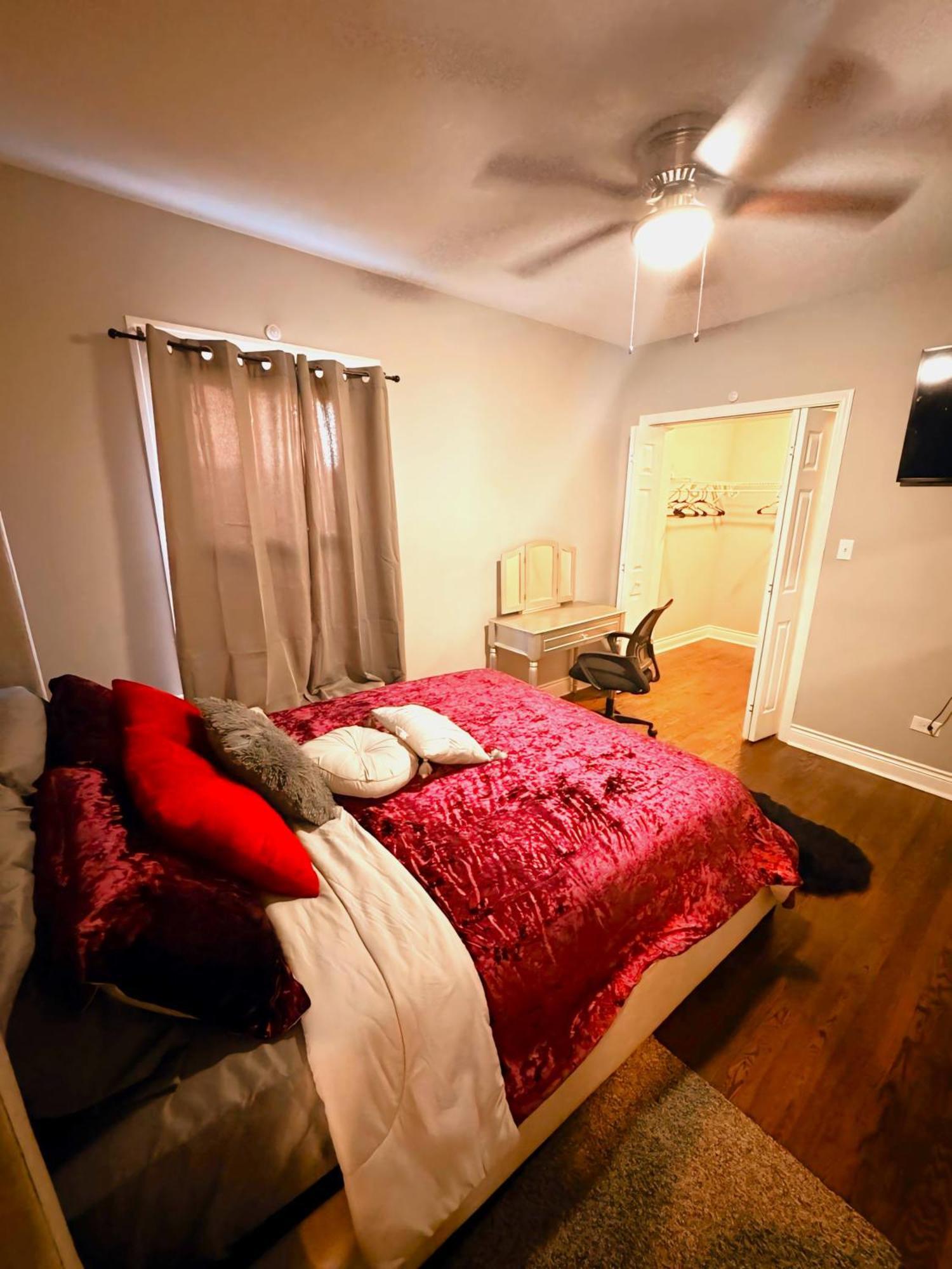 Fully Equipped Cozy 4/5 Br Apartment Chicago Exterior photo